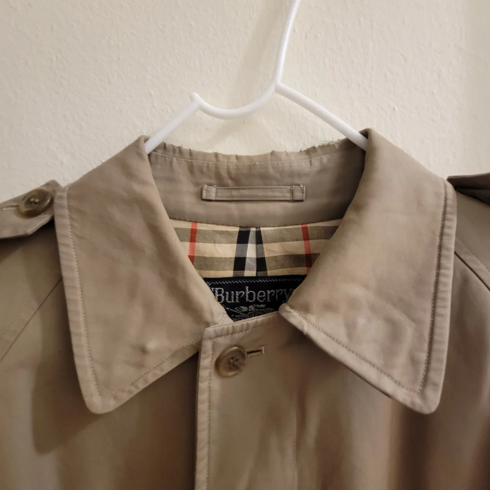 Men's Beige Trench Coat - Picture 6 of 8